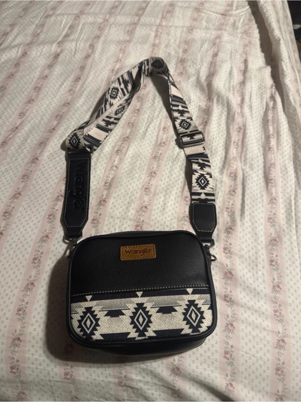 Wrangler Black and Cream Aztec-Pattern Crossbody Bag